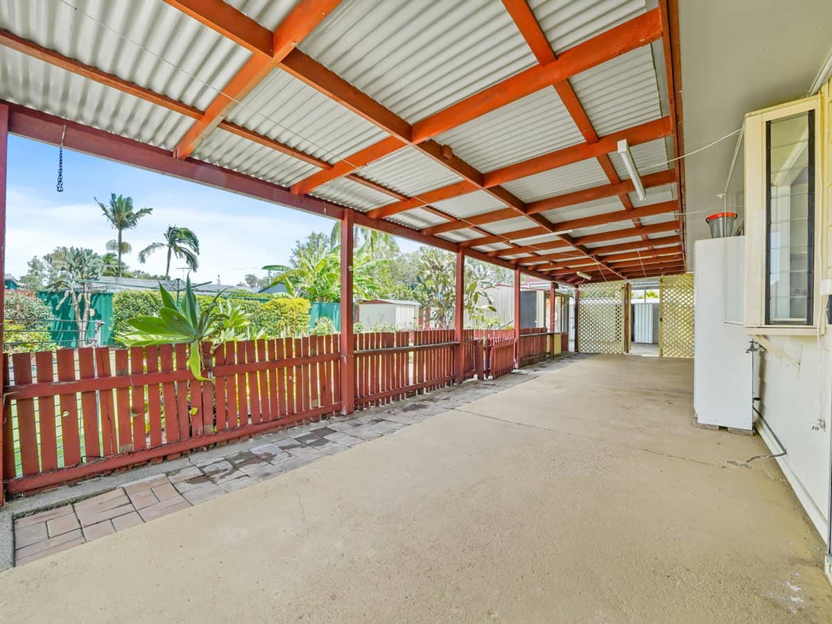 17 Sharon Drive, EAGLEBY - Thumbnail 11