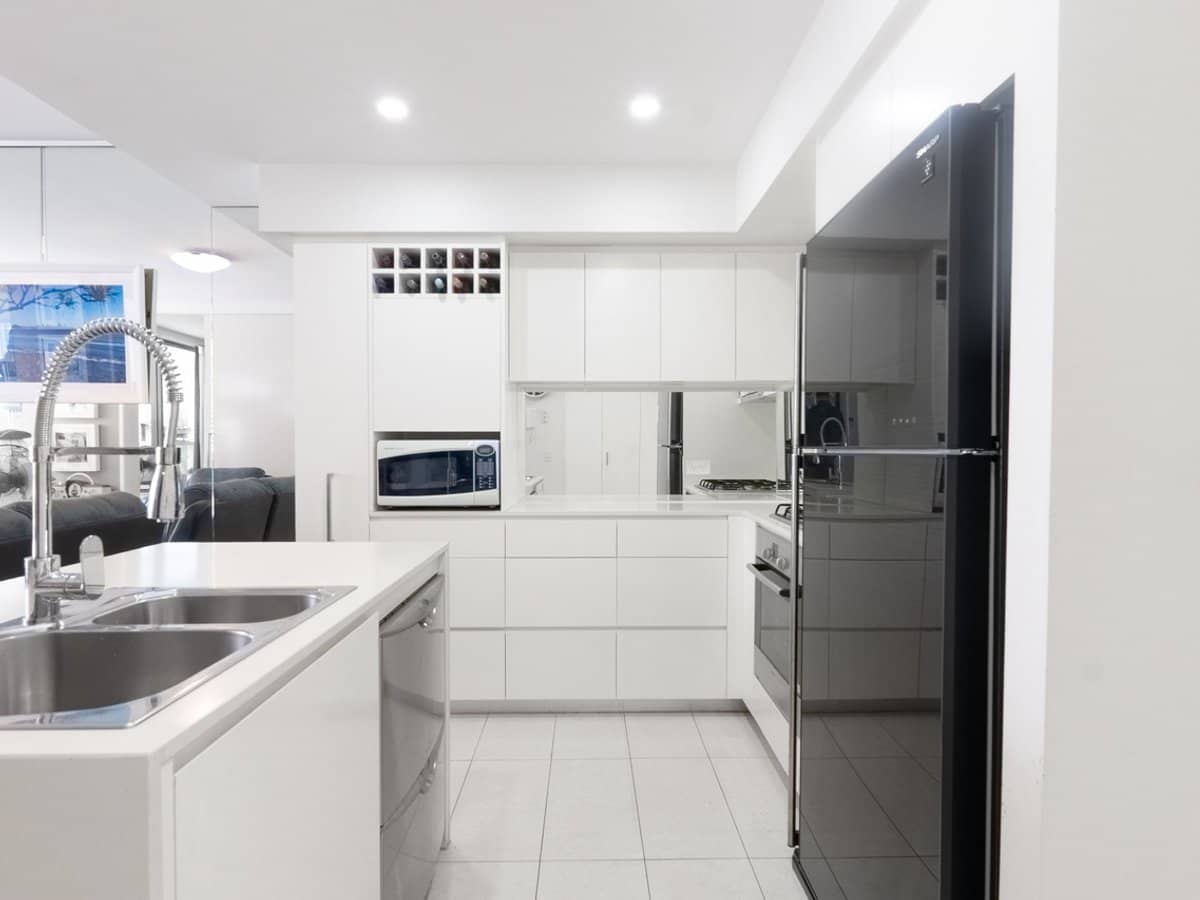 438 Marine Parade, Biggera Waters - Thumbnail 3