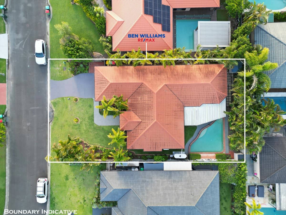 5 Fulmar Place, BURLEIGH WATERS - Thumbnail 4