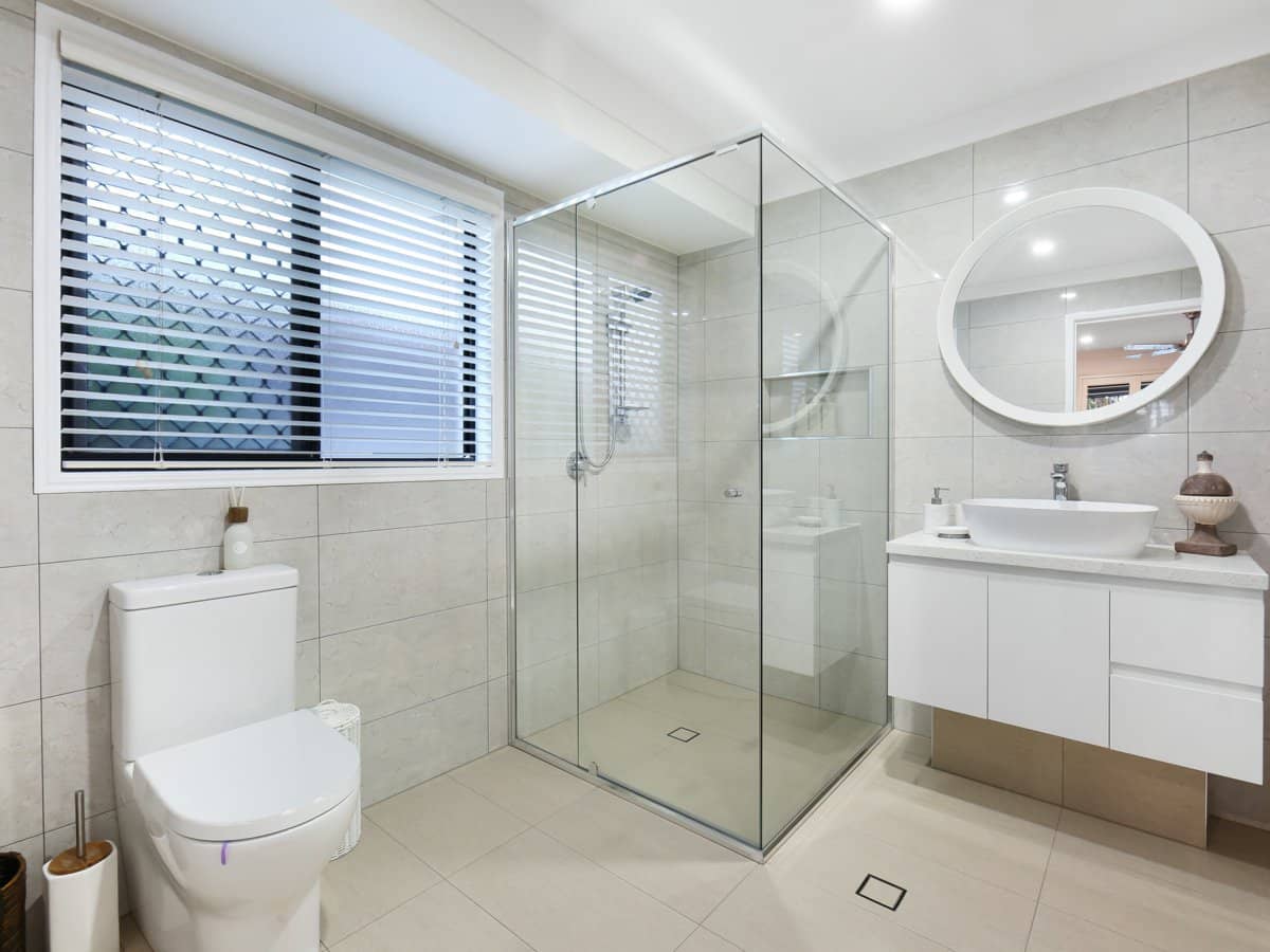 5 Fulmar Place, BURLEIGH WATERS - Thumbnail 23