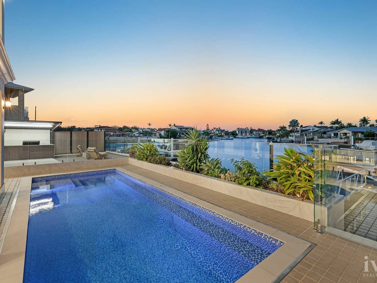 22 Erave Avenue, Runaway Bay - Thumbnail 17