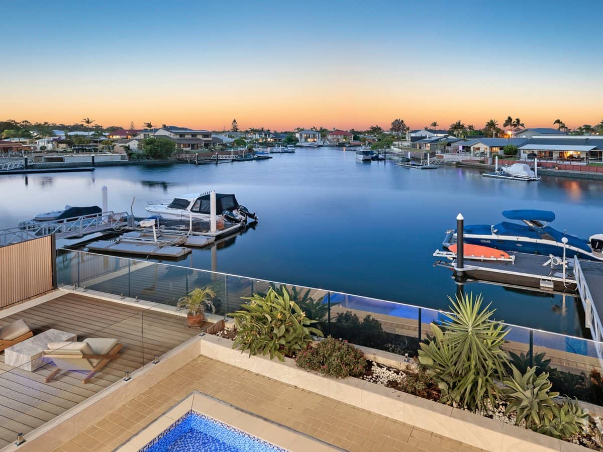 22 Erave Avenue, Runaway Bay - Thumbnail 21