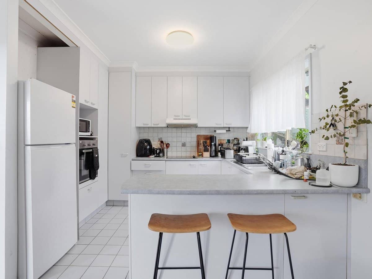 4 Westview Road, CURRUMBIN - Thumbnail 11