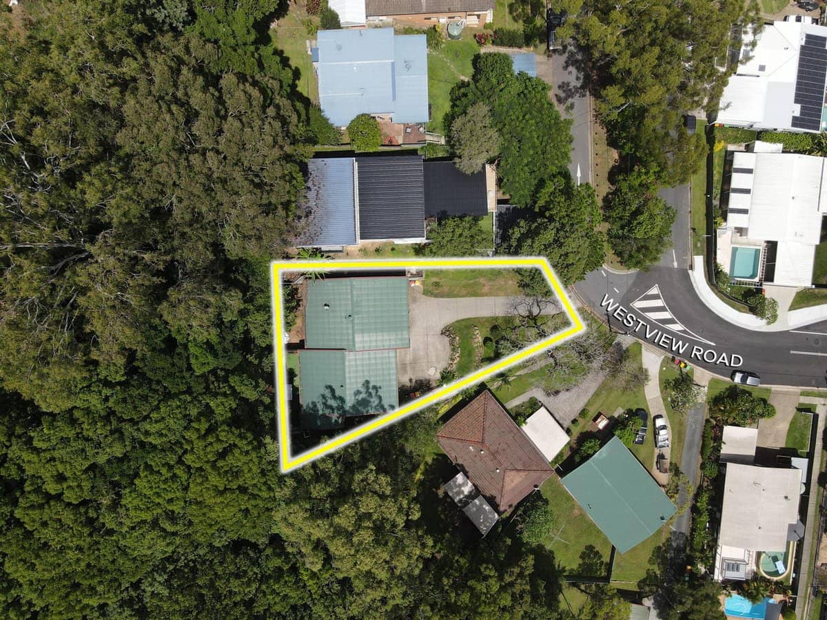 4 Westview Road, CURRUMBIN - Thumbnail 16