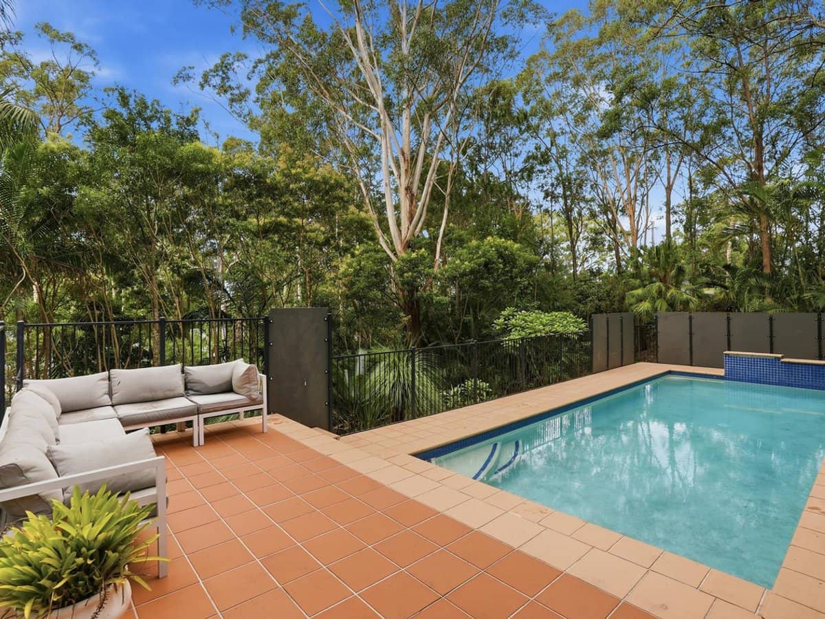 135 Simpsons Road, ELANORA - Thumbnail 2