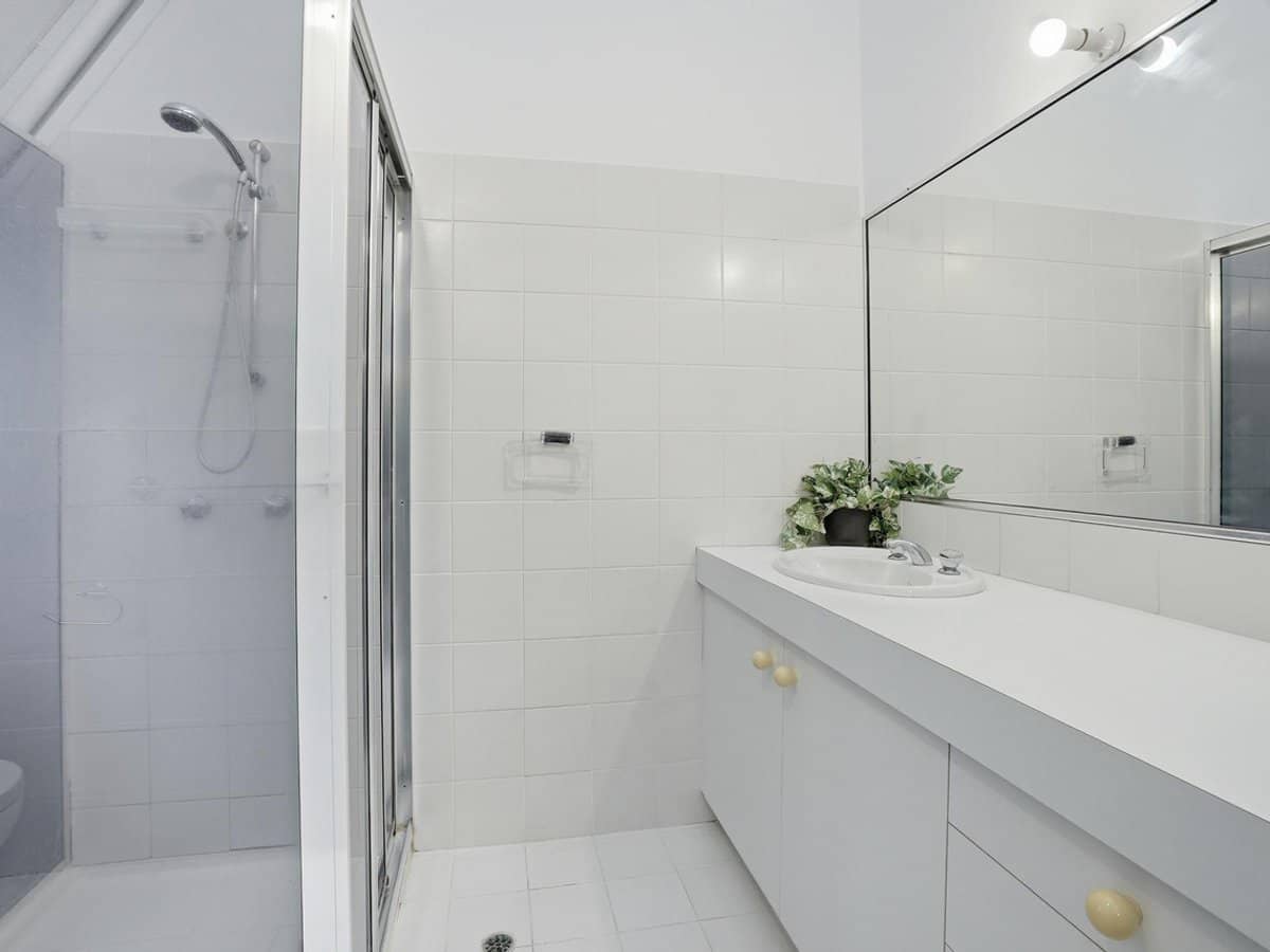 135 Simpsons Road, ELANORA - Thumbnail 13