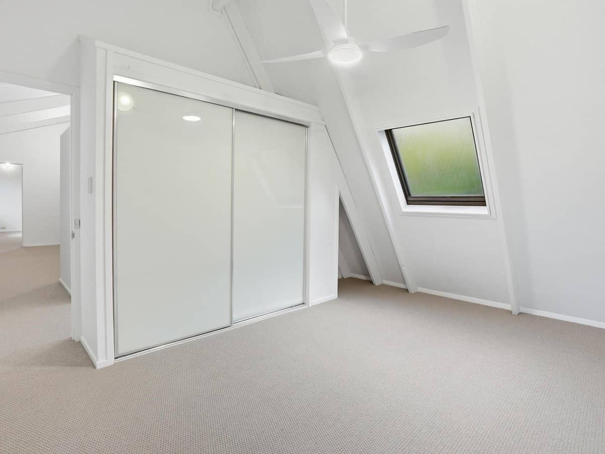 135 Simpsons Road, ELANORA - Thumbnail 14