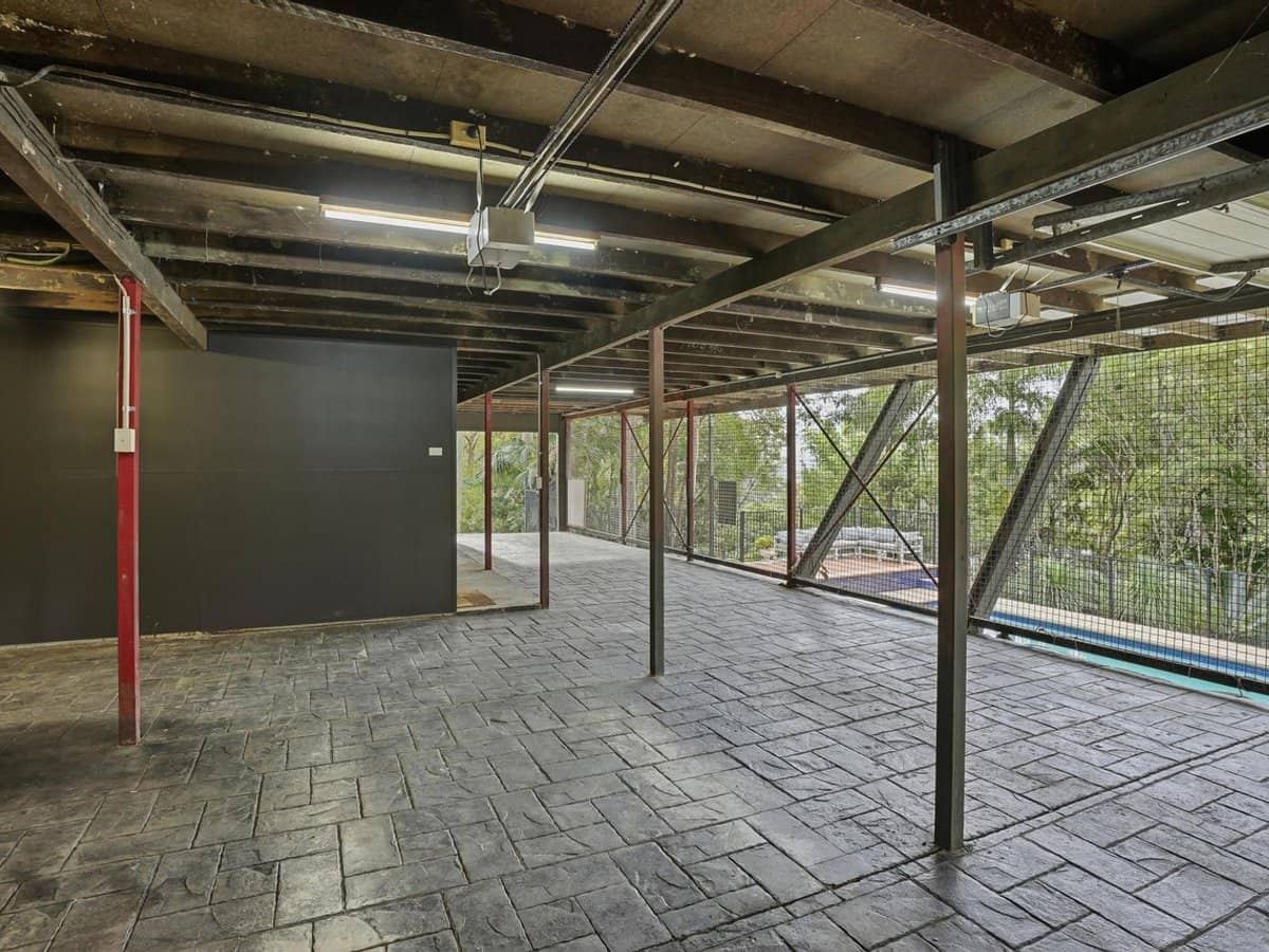 135 Simpsons Road, ELANORA - Thumbnail 27