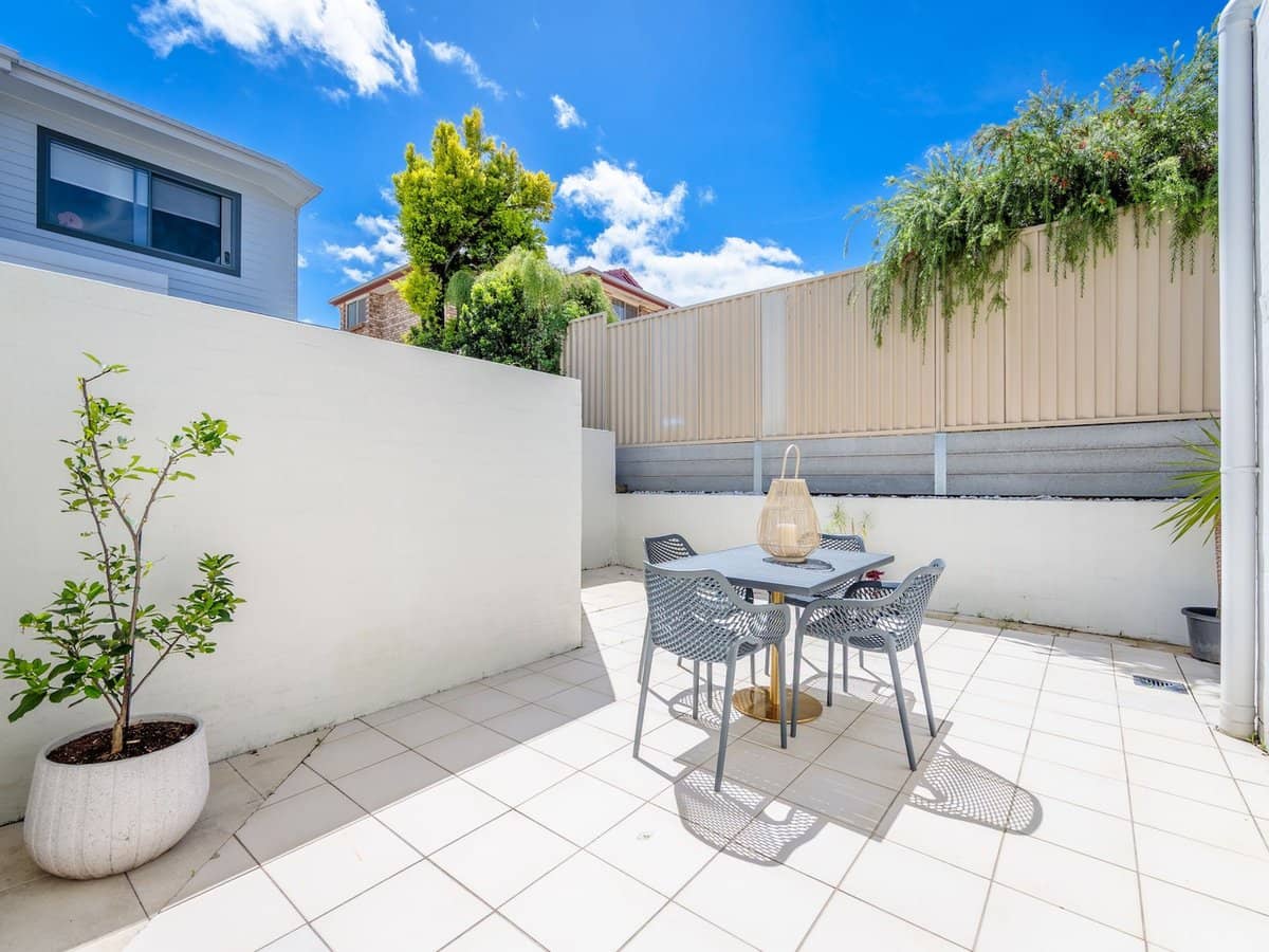 111 Pohlman Street, Southport - Thumbnail 9