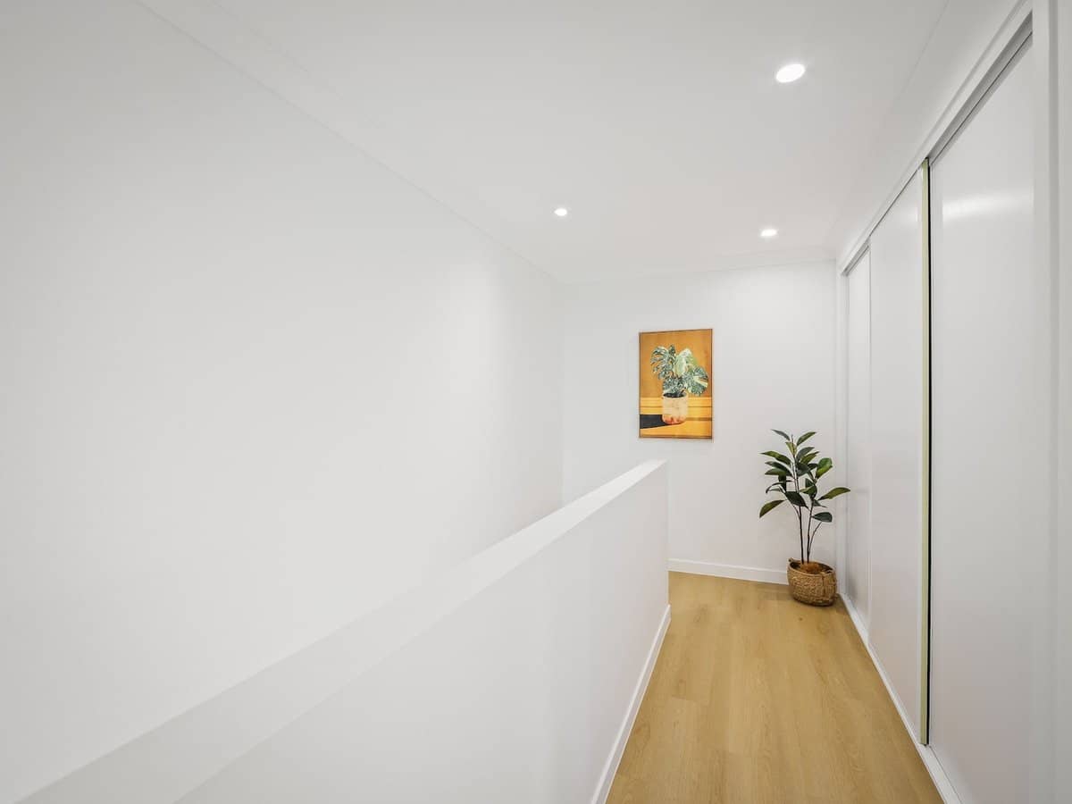 111 Pohlman Street, Southport - Thumbnail 12