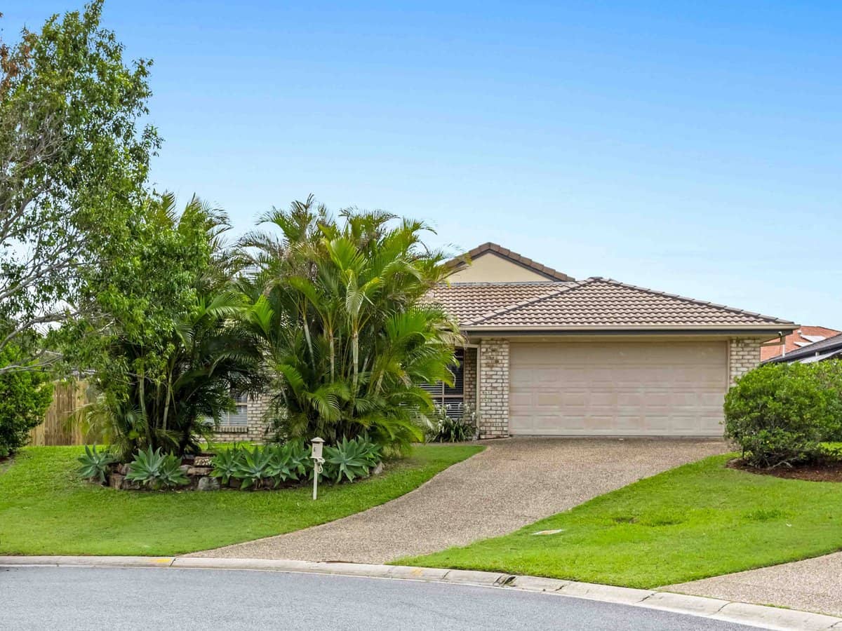 6 Pennant Court, Upper Coomera - Thumbnail 1