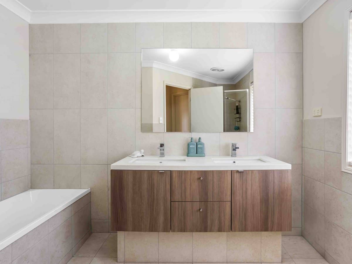 6 Pennant Court, Upper Coomera - Thumbnail 14