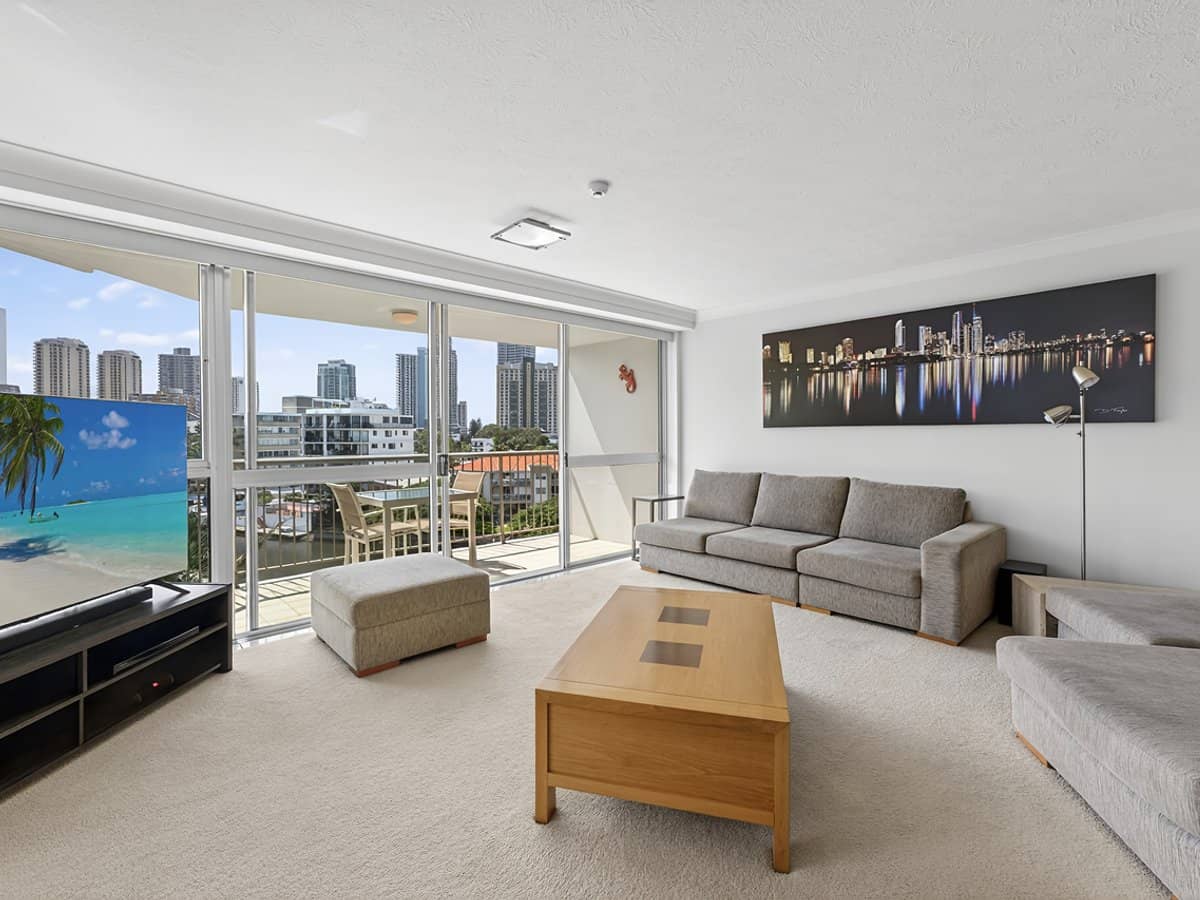 21 Peninsular Drive, SURFERS PARADISE - Thumbnail 10