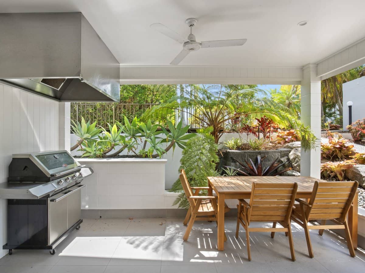 21 Peninsular Drive, SURFERS PARADISE - Thumbnail 23