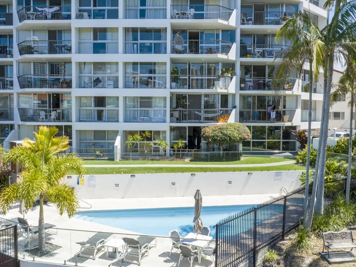 21 Peninsular Drive, SURFERS PARADISE - Thumbnail 24