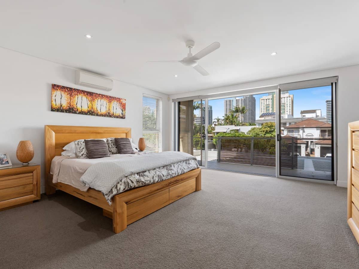 19 Paradise Island, SURFERS PARADISE - Thumbnail 11