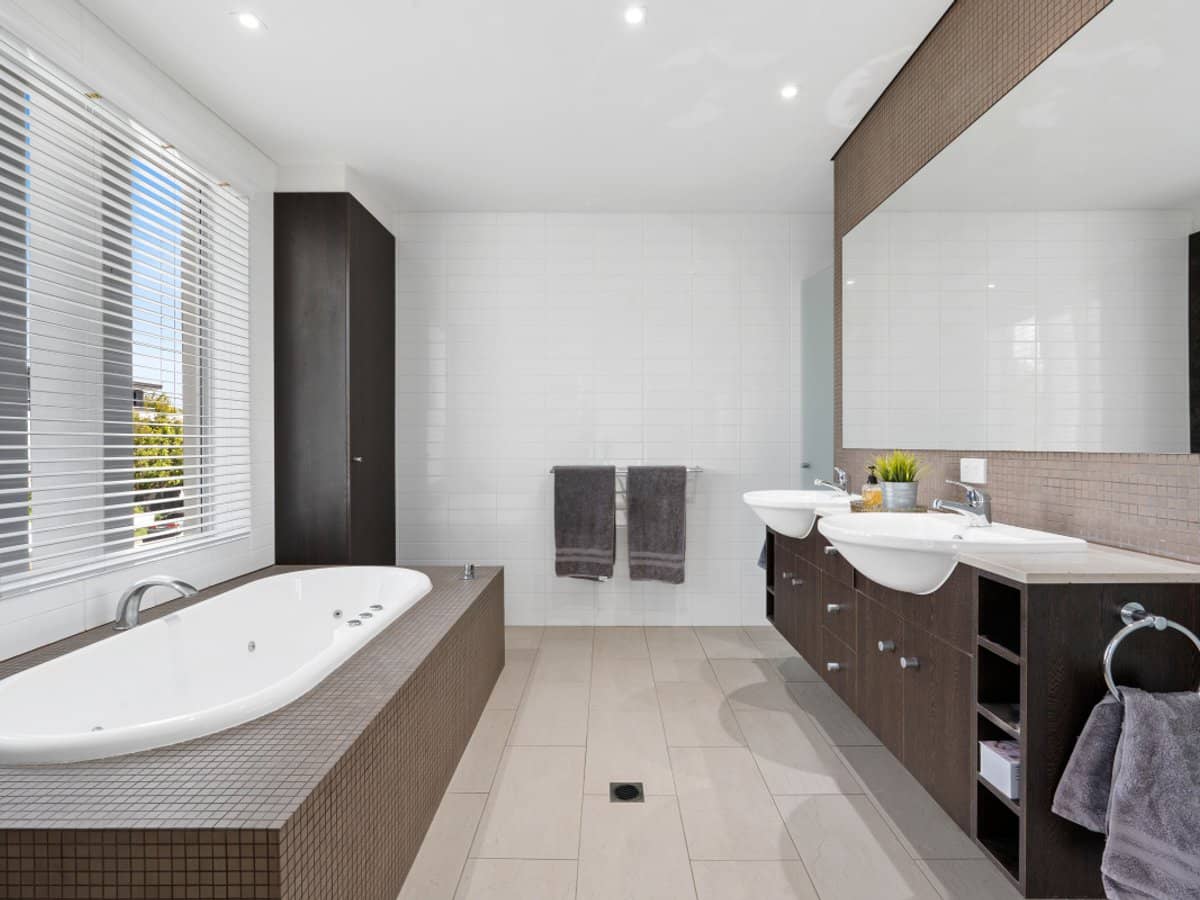 19 Paradise Island, SURFERS PARADISE - Thumbnail 12