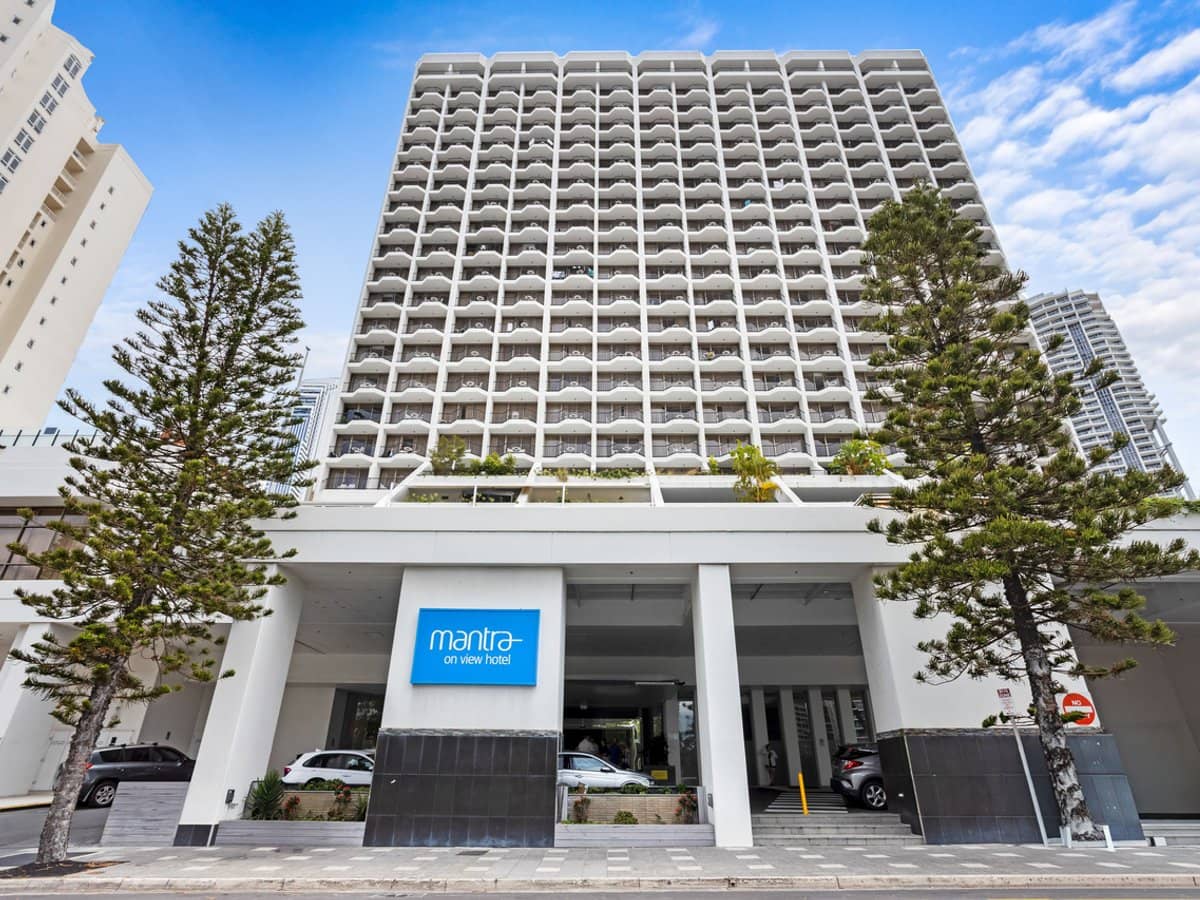 22 View Avenue, Surfers Paradise - Thumbnail 1