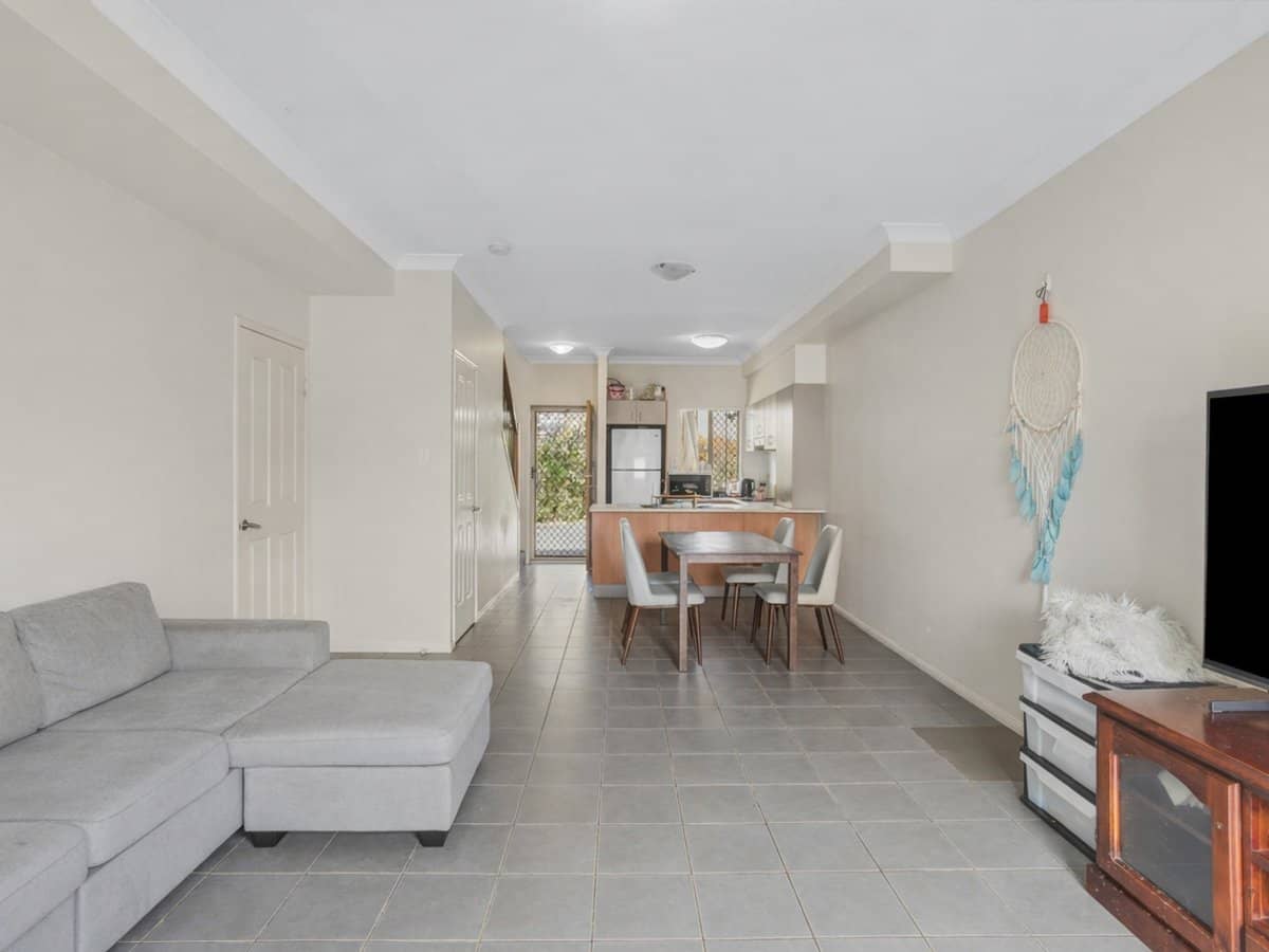 154-162 River Hills Road, Eagleby - Thumbnail 4