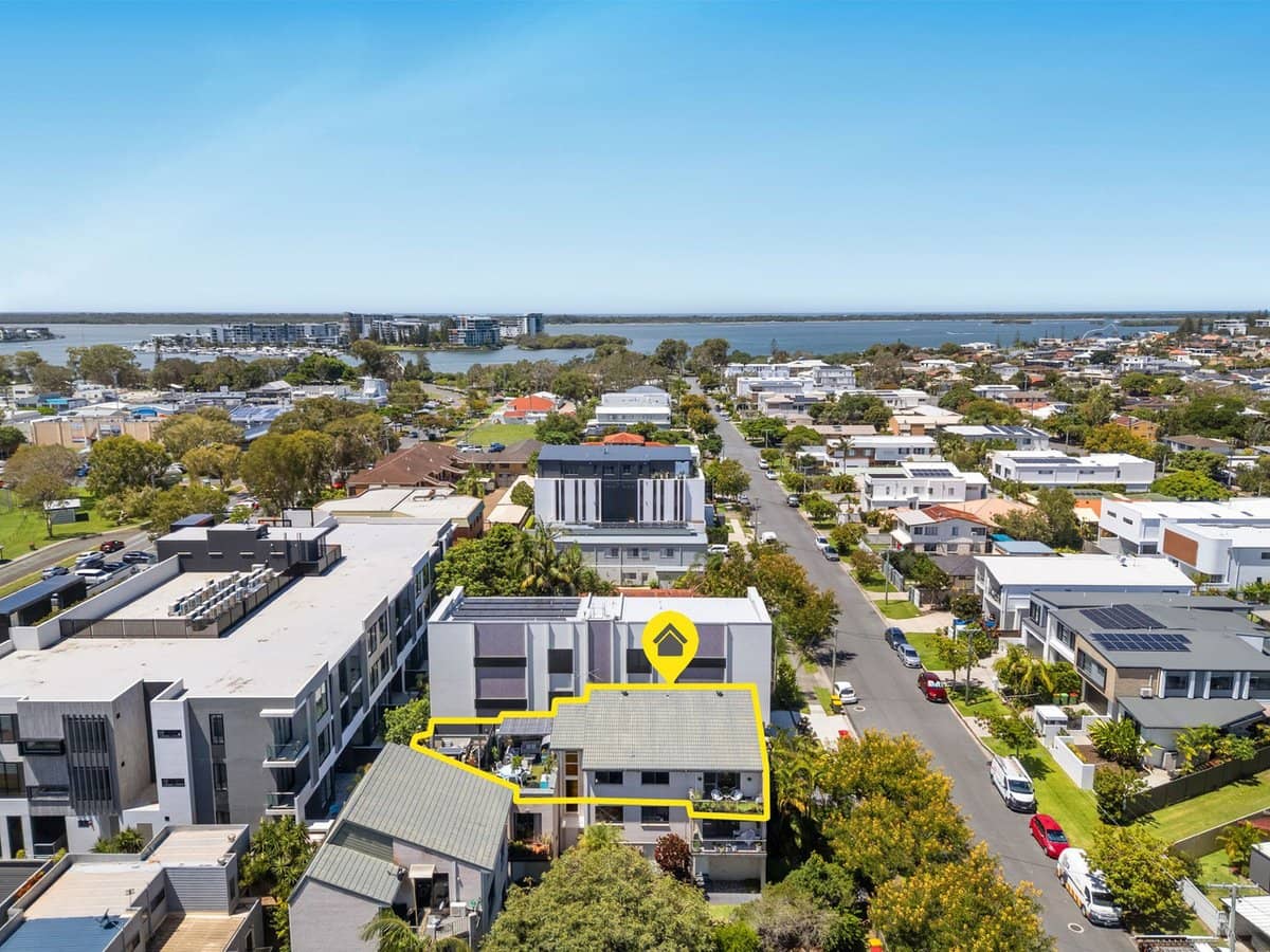 57 Milton Avenue, PARADISE POINT - Thumbnail 2