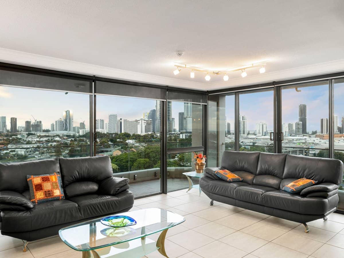 54 Hooker Boulevard, Mermaid Waters - Thumbnail 4