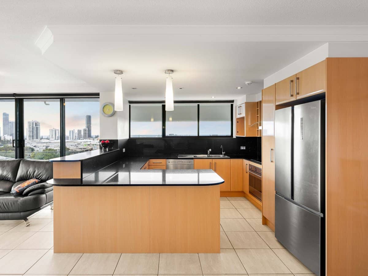 54 Hooker Boulevard, Mermaid Waters - Thumbnail 6