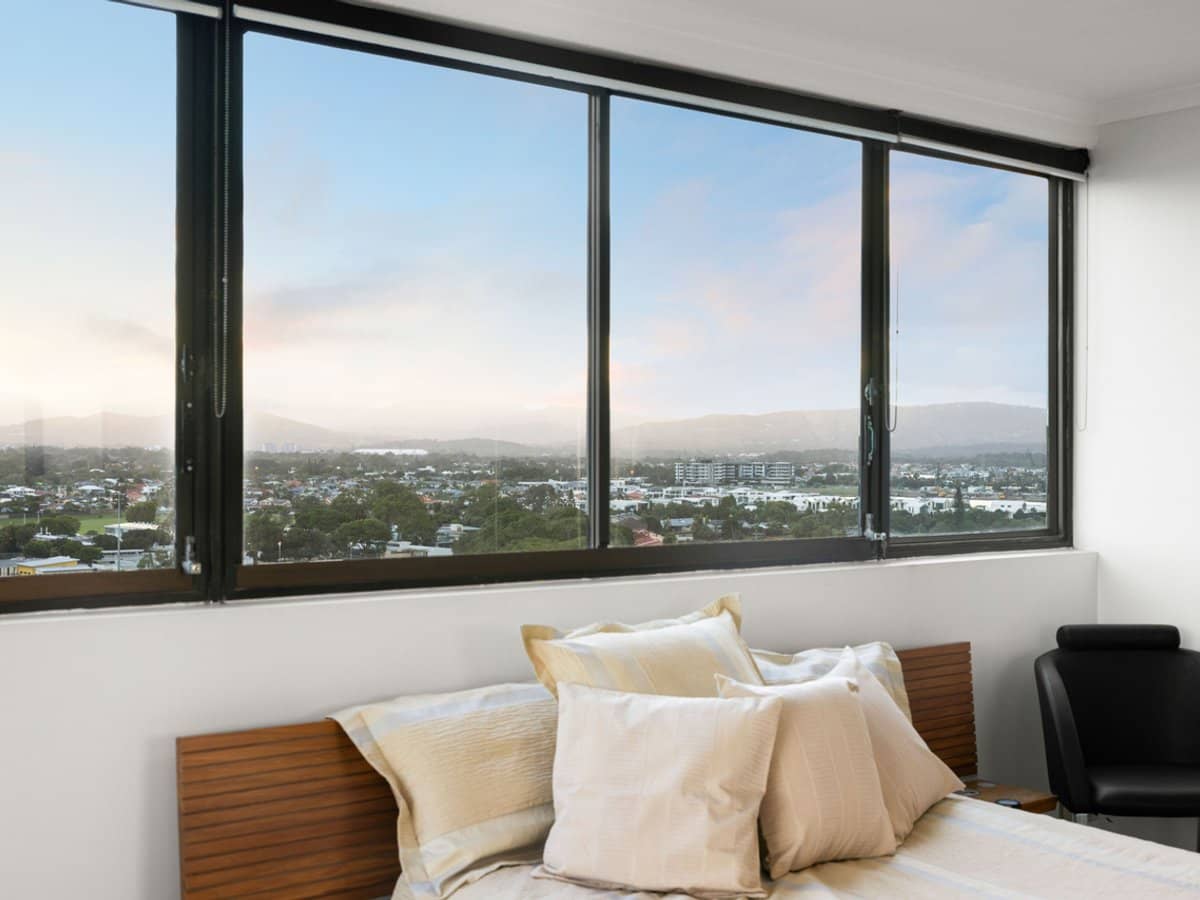 54 Hooker Boulevard, Mermaid Waters - Thumbnail 10