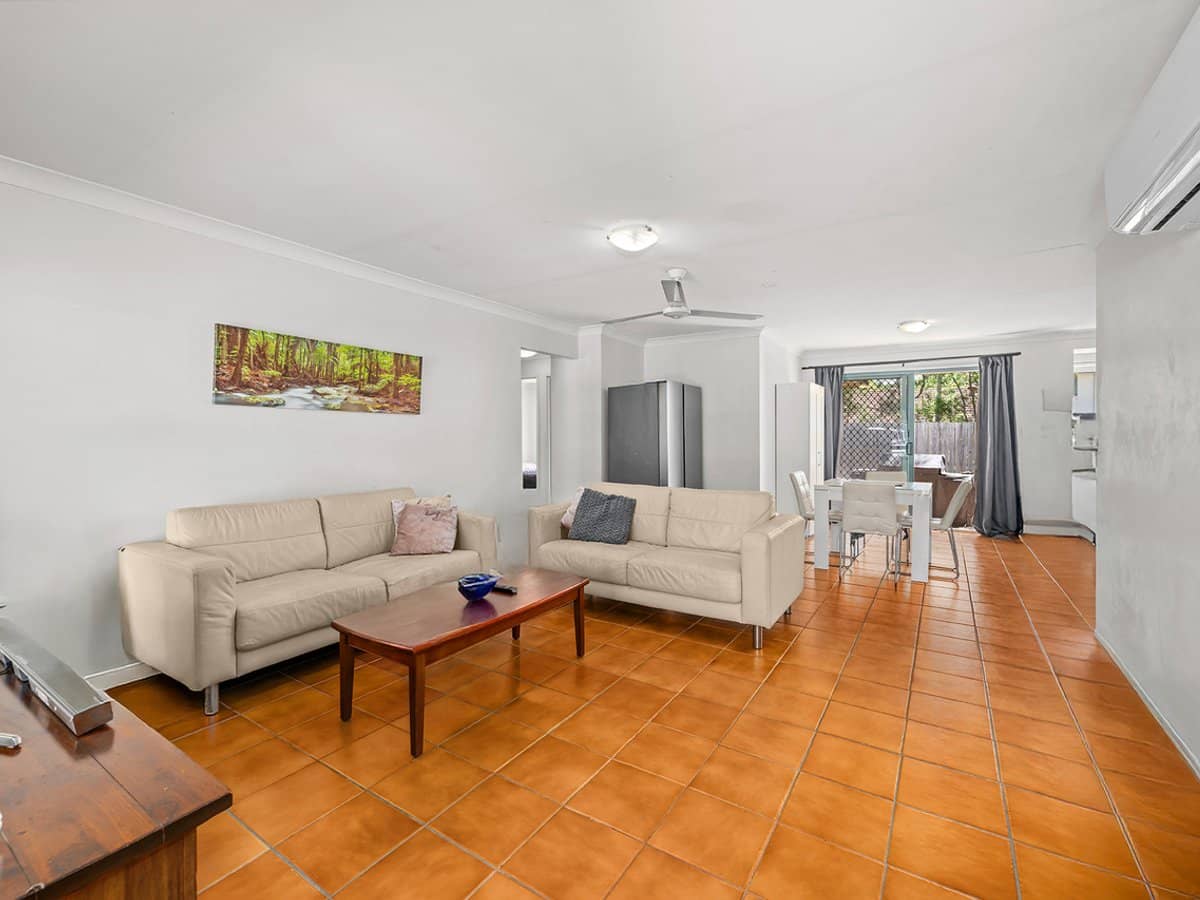 28 Ancona Street, CARRARA - Thumbnail 3