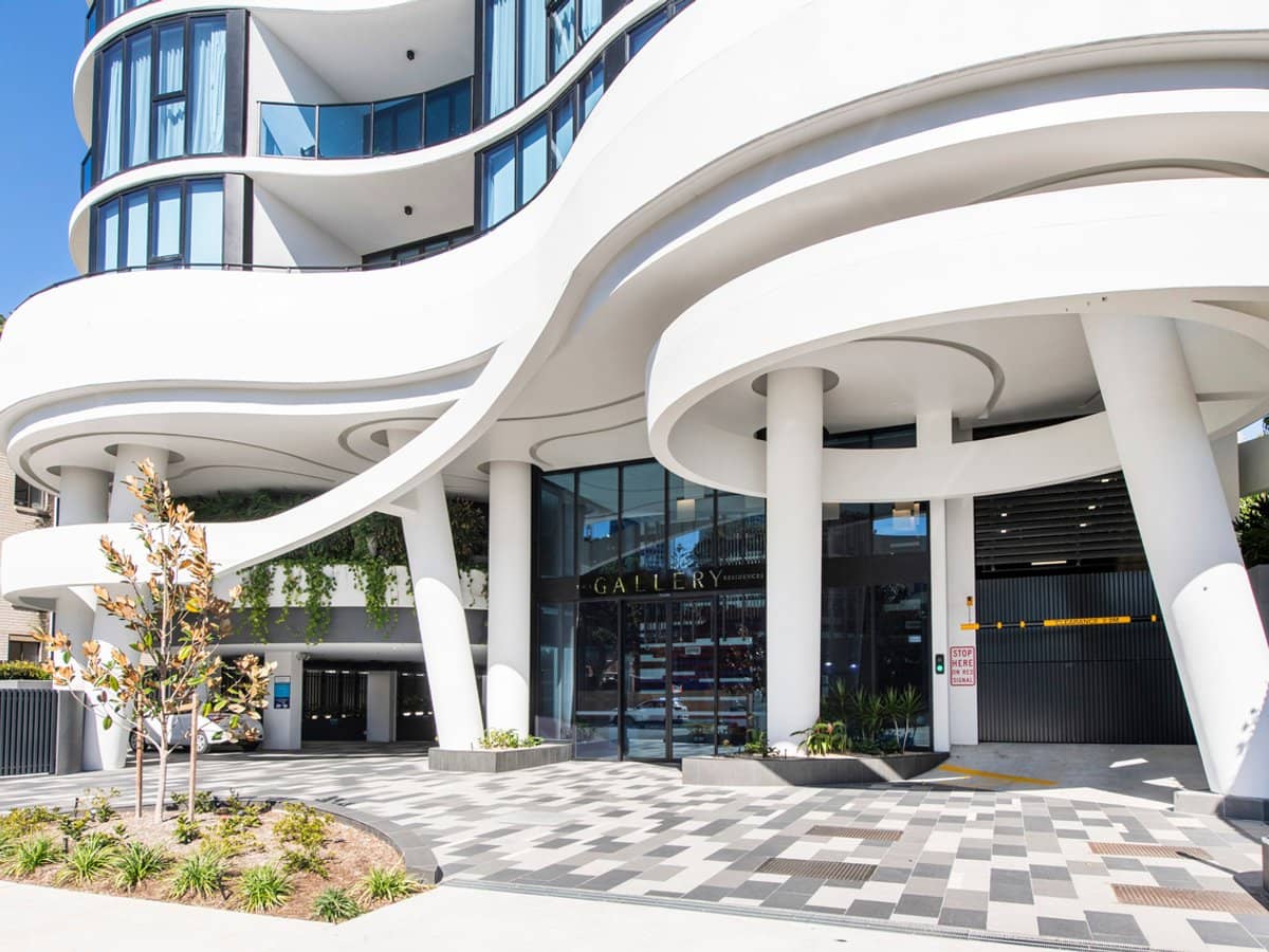 28-30 Second Avenue, BROADBEACH - Thumbnail 8