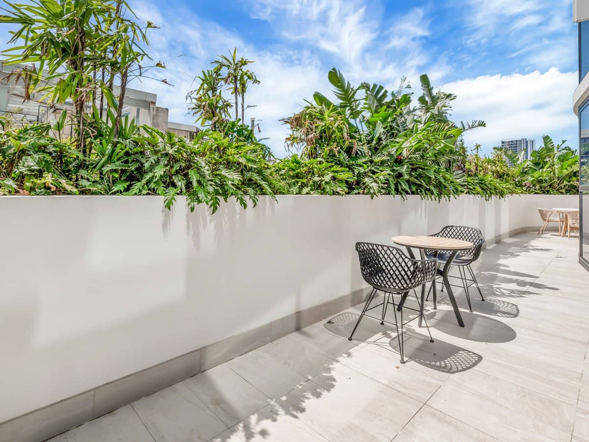 28-30 Second Avenue, BROADBEACH - Thumbnail 14