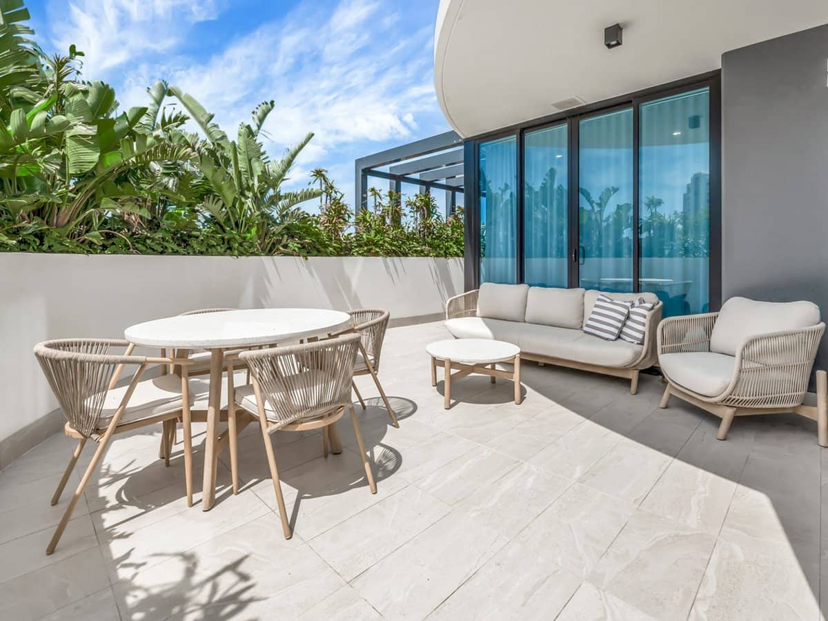 28-30 Second Avenue, BROADBEACH - Thumbnail 18