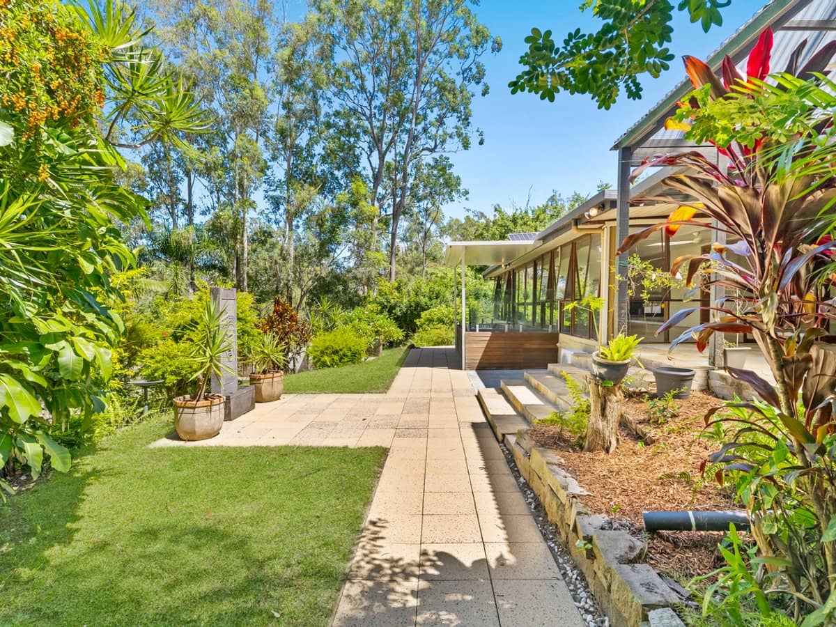 37 Bridgman Drive, REEDY CREEK - Thumbnail 9