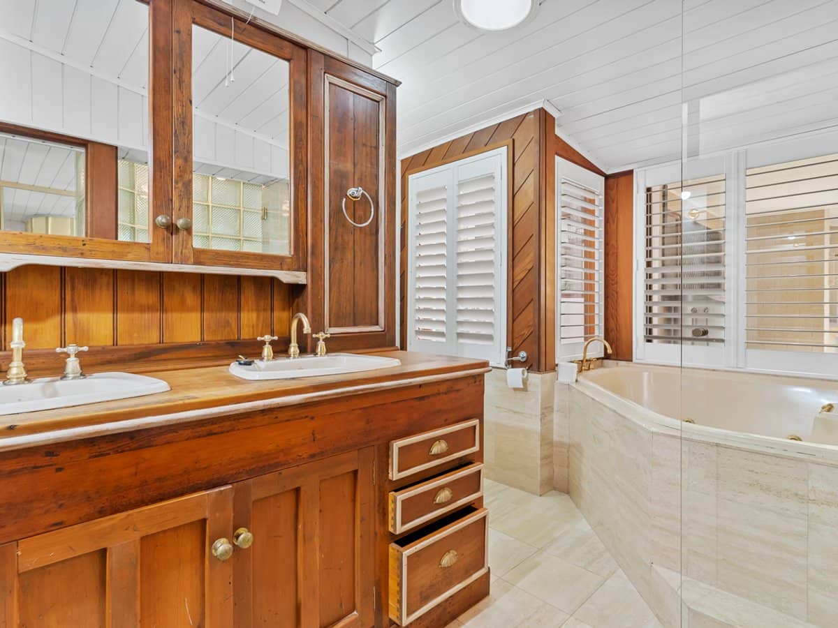 37 Bridgman Drive, REEDY CREEK - Thumbnail 24