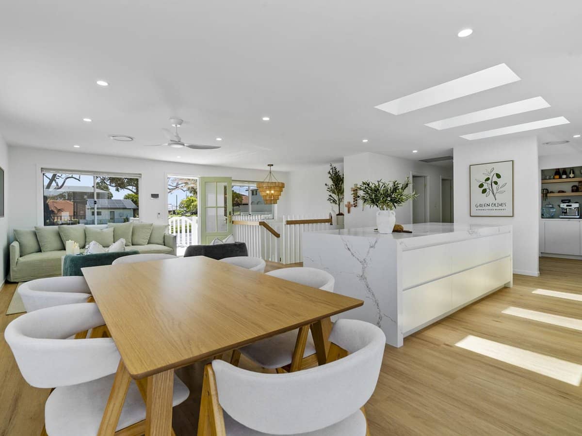 7 Coolibah Street, SOUTHPORT - Thumbnail 8