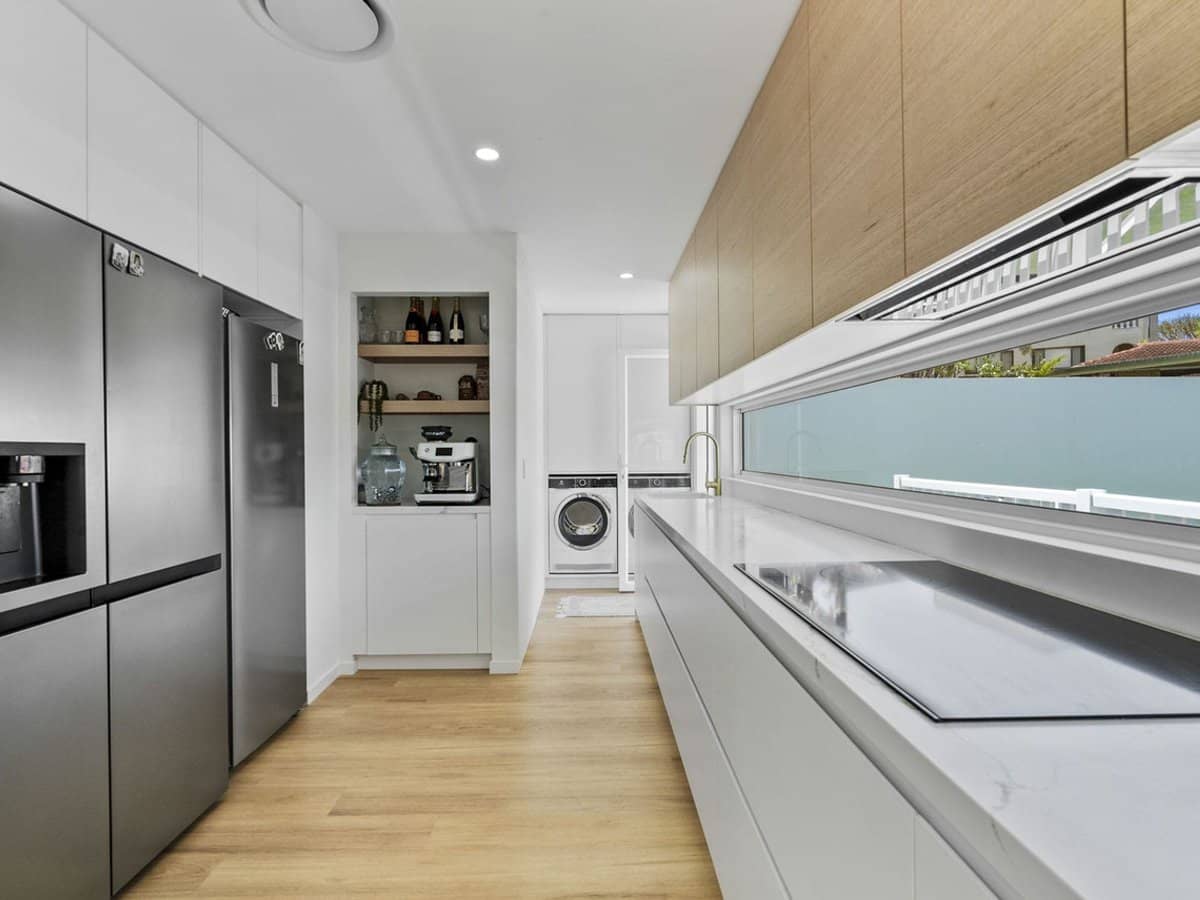 7 Coolibah Street, SOUTHPORT - Thumbnail 11