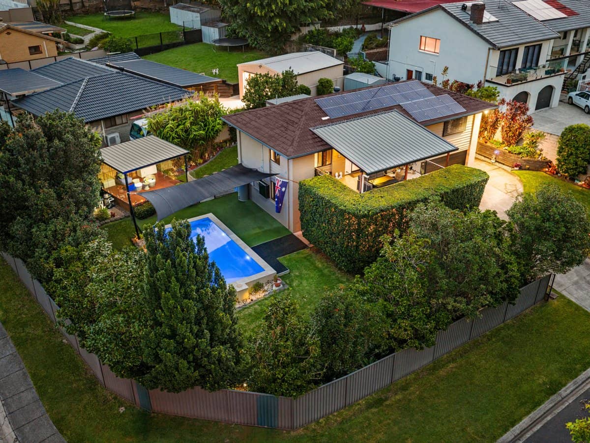 1 Marble Drive, Carrara - Thumbnail 2