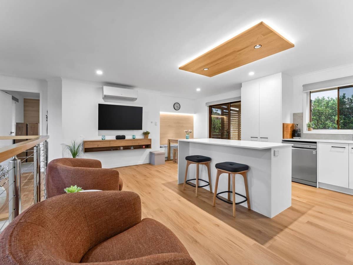 1 Marble Drive, Carrara - Thumbnail 7