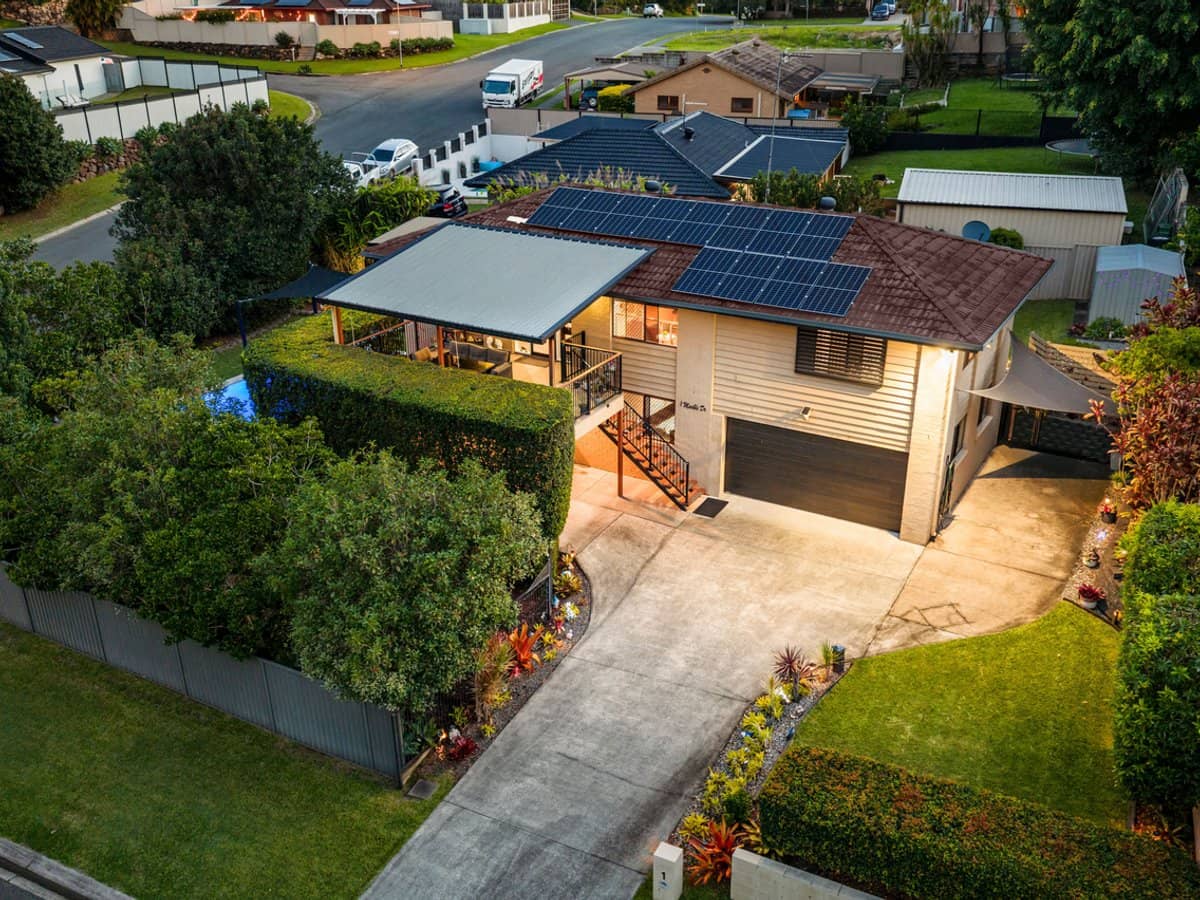 1 Marble Drive, Carrara - Thumbnail 22