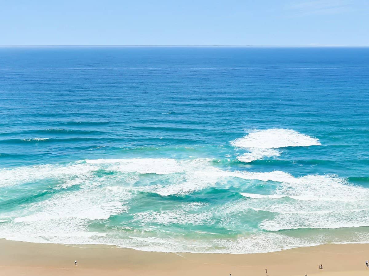 18 Hanlan Street, SURFERS PARADISE - Thumbnail 9