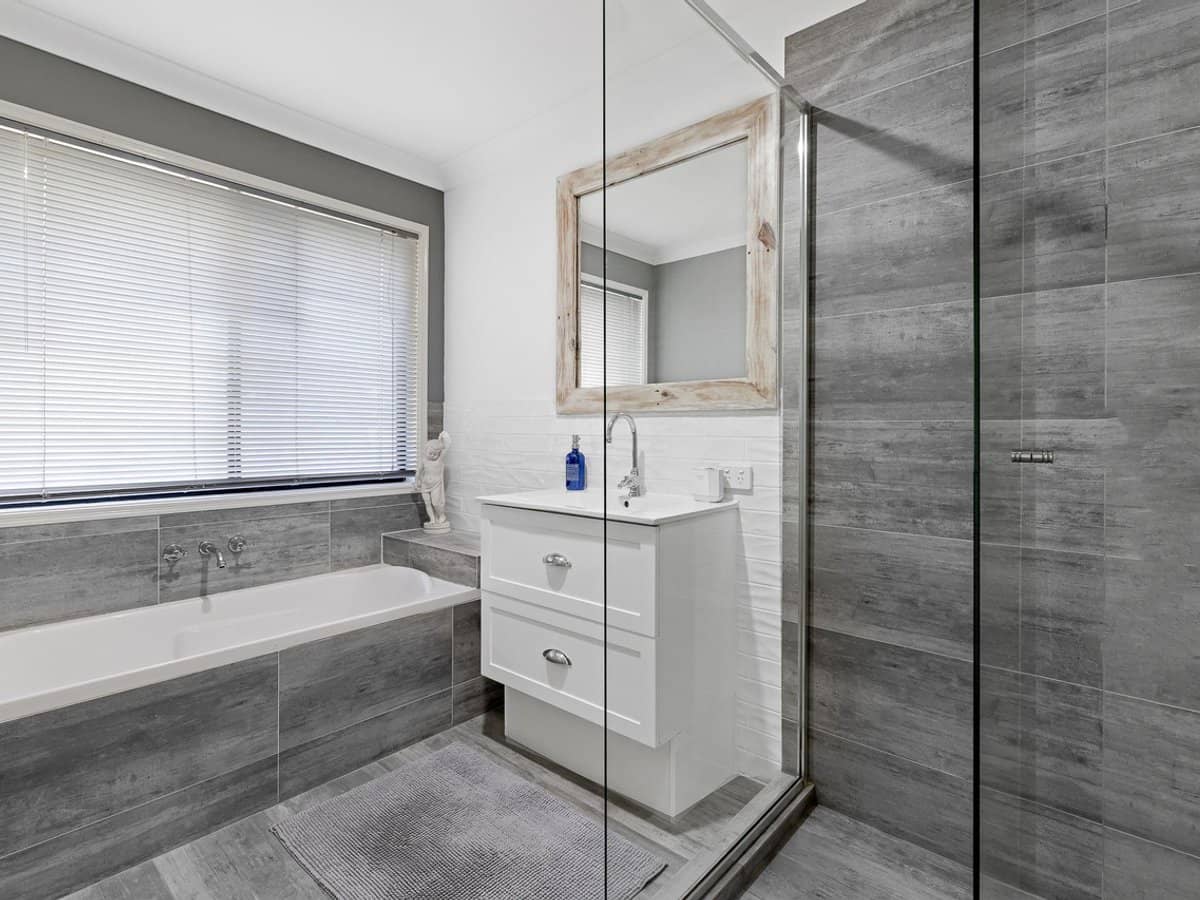 20 Regatta Avenue, Oxenford - Thumbnail 17