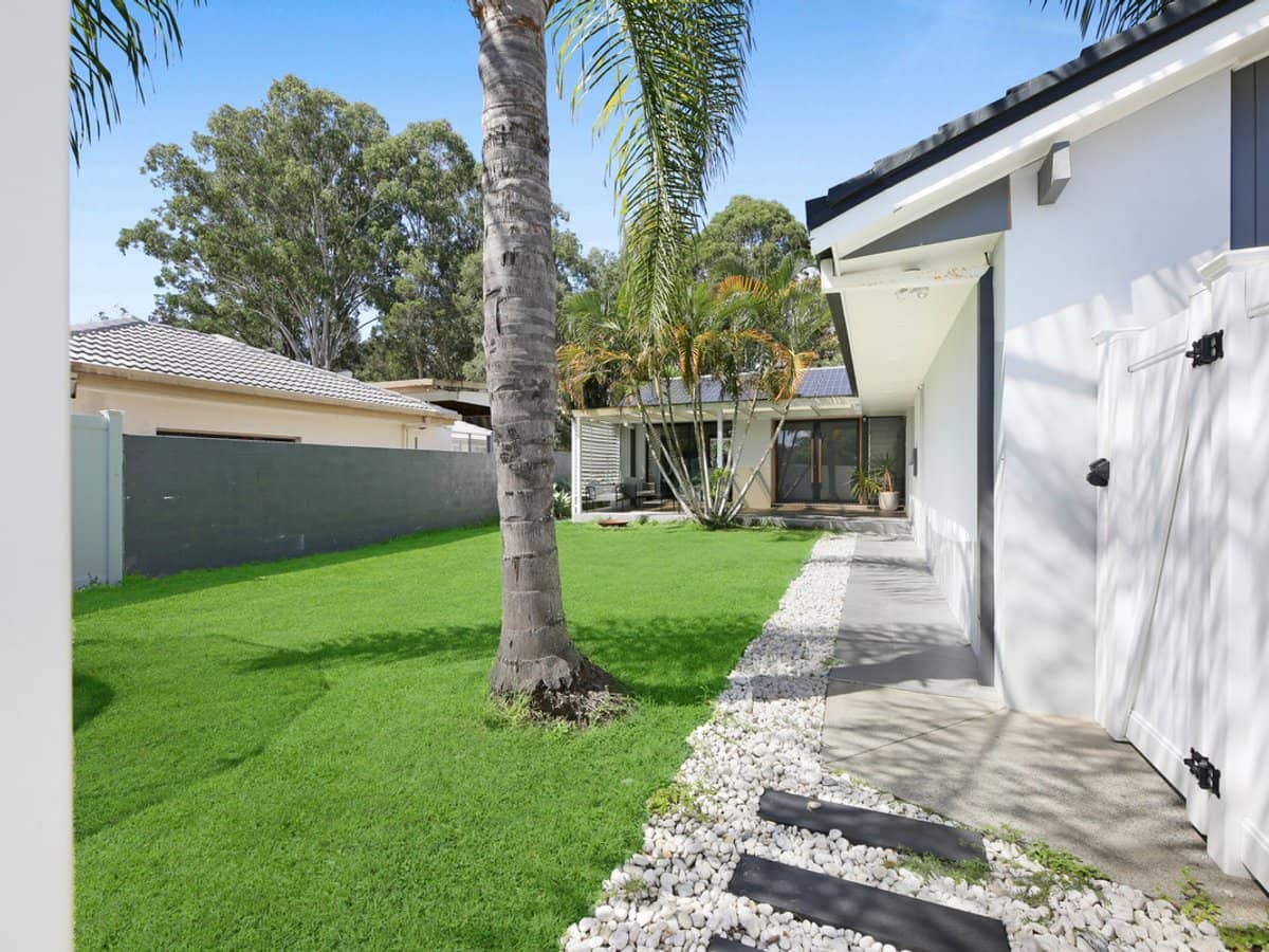 132 Acanthus Avenue, Burleigh Waters - Thumbnail 5