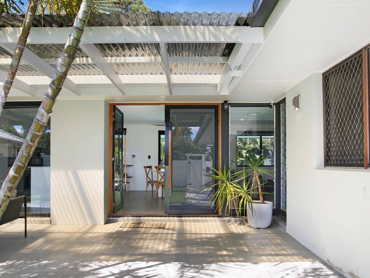 132 Acanthus Avenue, Burleigh Waters - Thumbnail 8