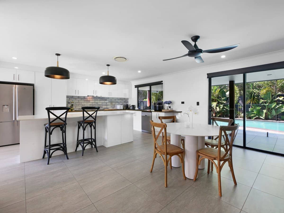 132 Acanthus Avenue, Burleigh Waters - Thumbnail 11