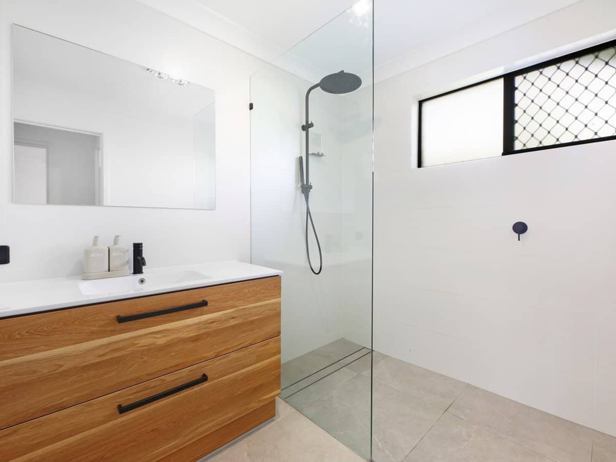 132 Acanthus Avenue, Burleigh Waters - Thumbnail 20