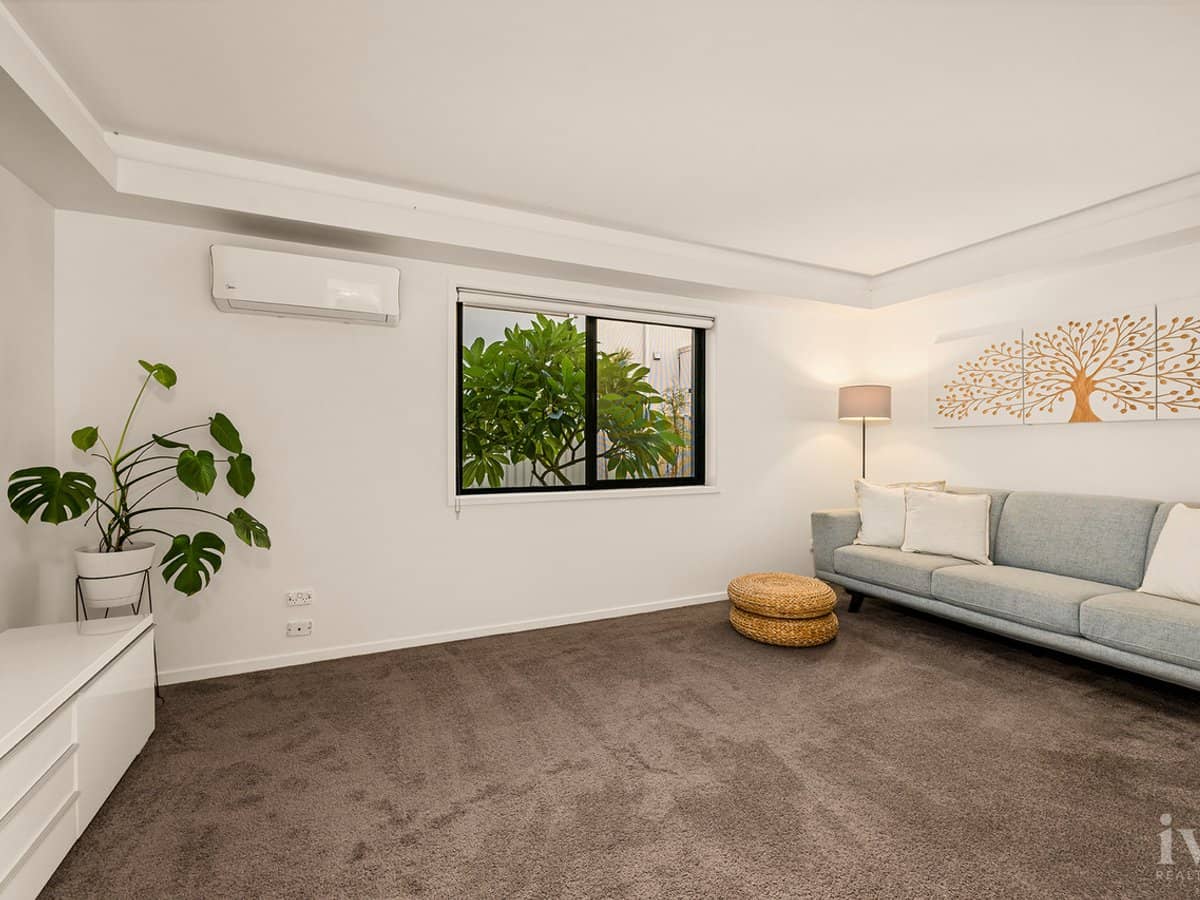 26 Scoter Avenue, Paradise Point - Thumbnail 4