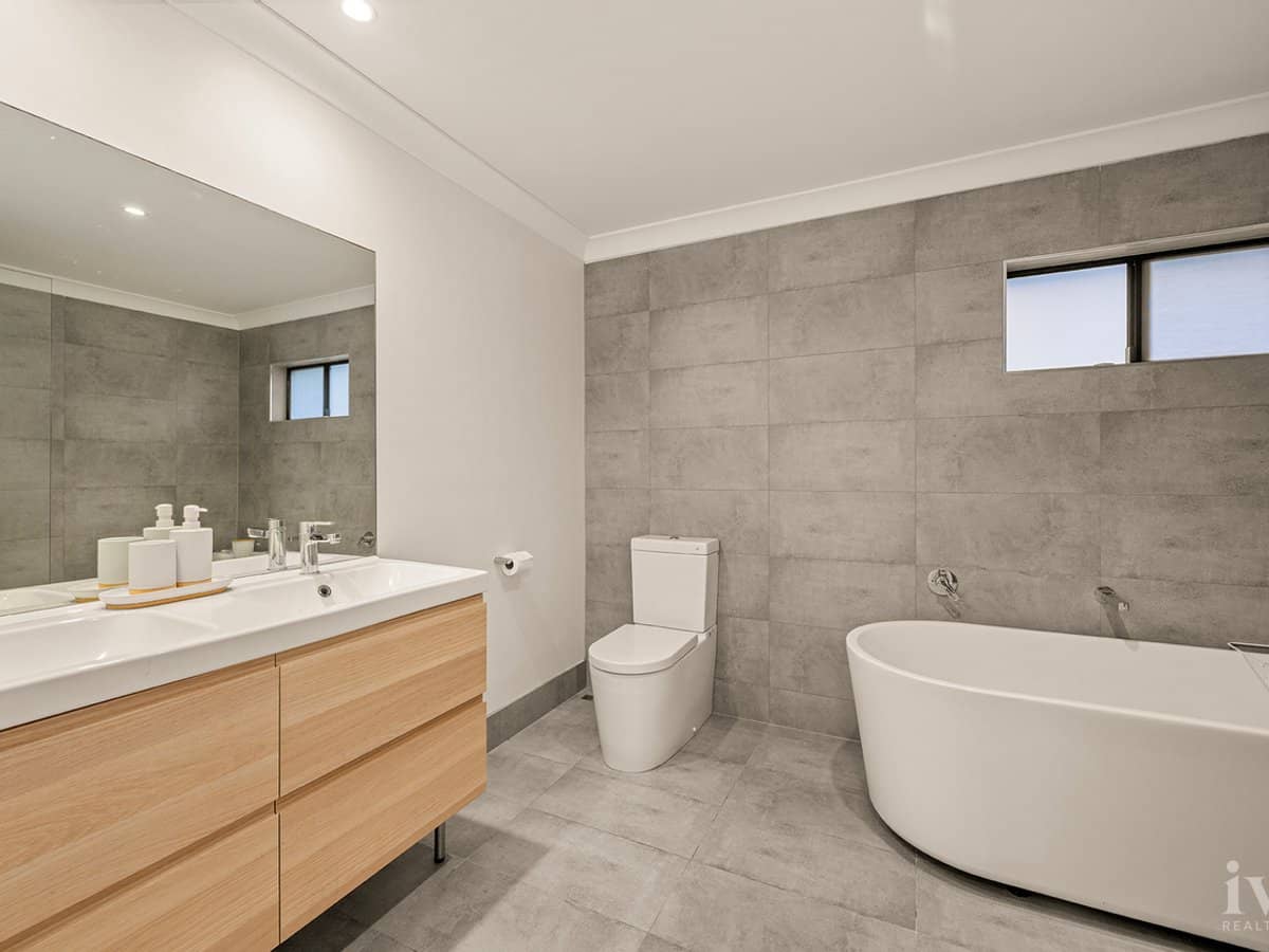 26 Scoter Avenue, Paradise Point - Thumbnail 20