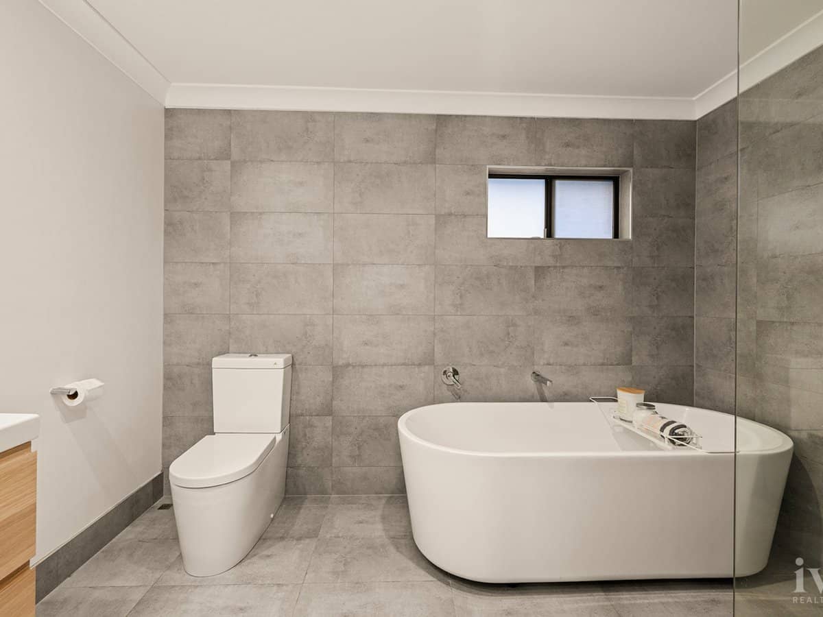 26 Scoter Avenue, Paradise Point - Thumbnail 22