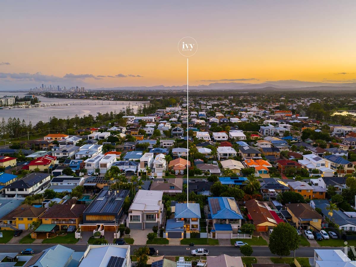 26 Scoter Avenue, Paradise Point - Thumbnail 28