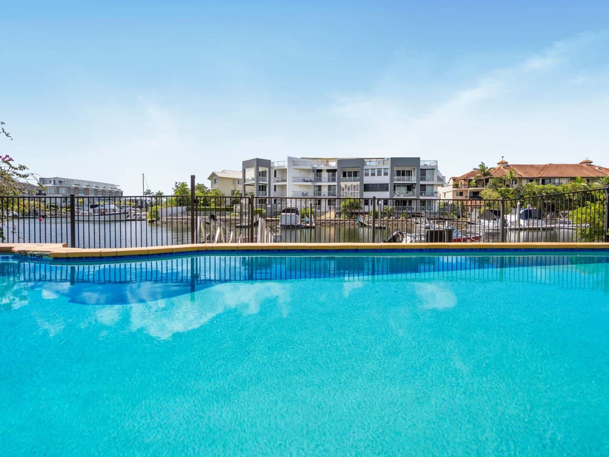 79 Bayview Street, Runaway Bay - Thumbnail 1