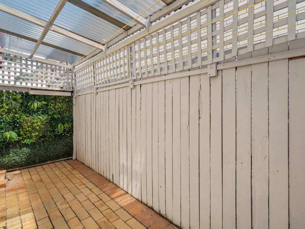 79 Bayview Street, Runaway Bay - Thumbnail 9